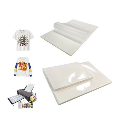 Película de transferência de DTF A4 Brilhante/Matte 130-150 °C Temperatura de transferência para tinta DTF